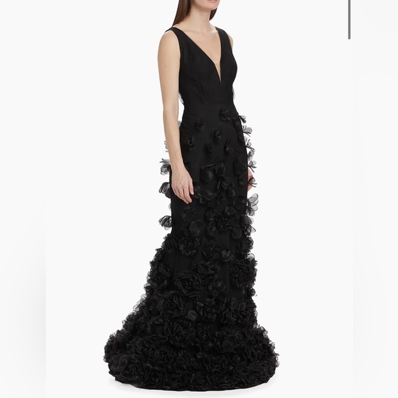 Marchesa Notte Rosette Appliqué Mermaid Gown - Picture 2 of 7